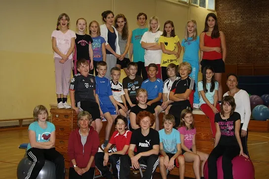 Kinder-Turnen Kinder-Turnen