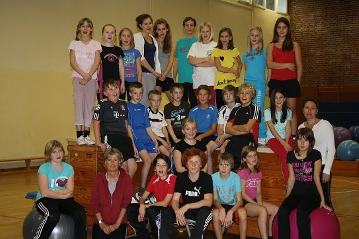 Kinder-Turnen Kinder-Turnen